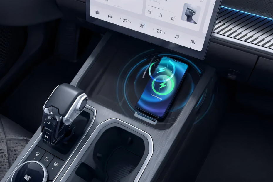 Power Accessories Outlet View of Jaecoo J5