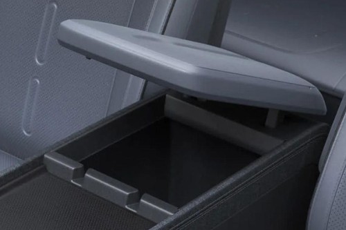 R2 Front Center Divider