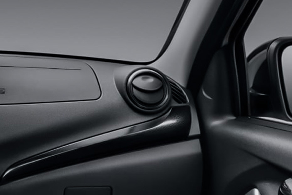 Granta Sedan Front Side Ac Vents