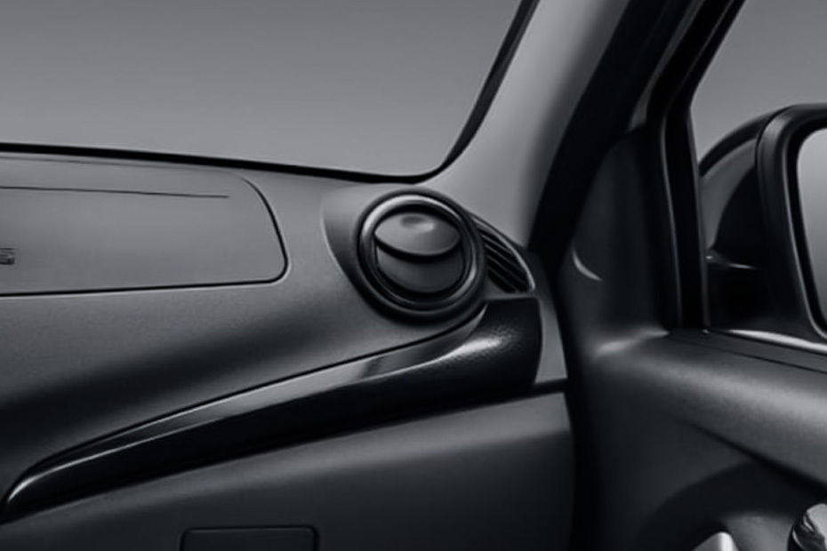 Granta Sedan Front Side Ac Vents