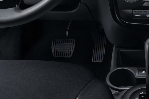 Granta Liftback Richbrook Competition Foot Pedal Set