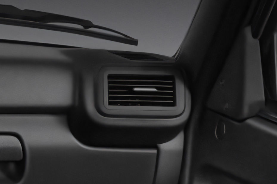 Niva Legend Front Side Ac Vents