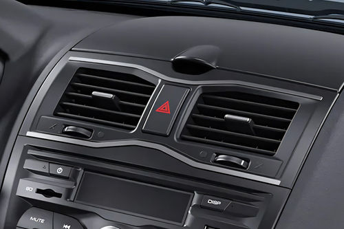 Granta Sport Liftback Front Ac Vents