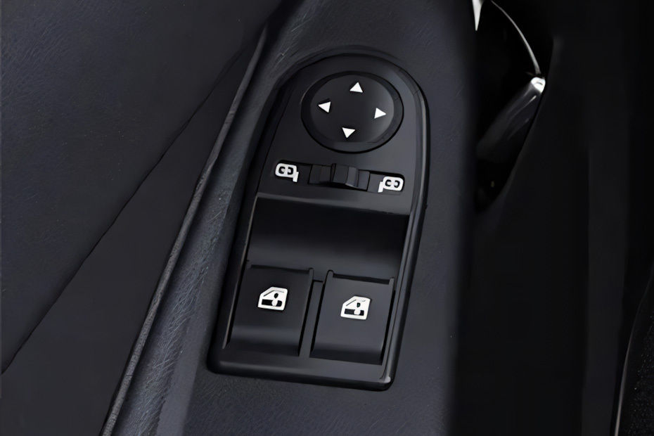 Lada Granta Sport Sedan Drivers Side In Side Door Controls