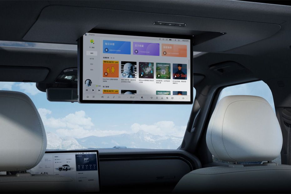 Rear Seat Entertainment of ROX 01