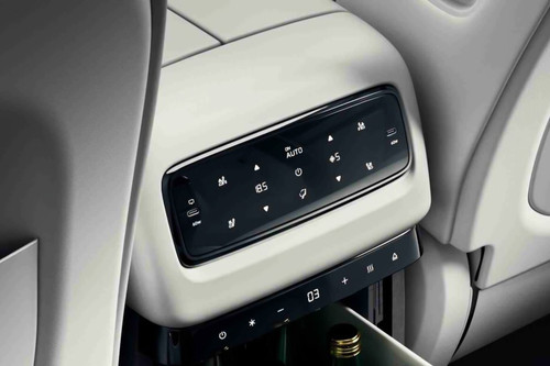 Adamas Rear AC Controls