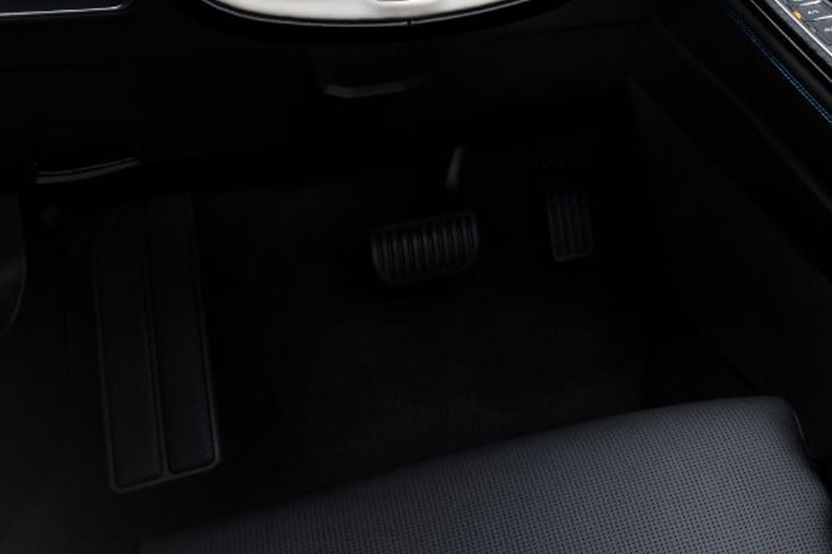 01 Richbrook Competition Foot Pedal Set