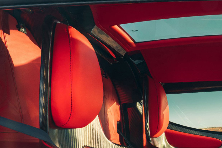 CC850 Front Seat Headrest