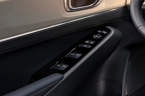 Honda HR-V Drivers Side In Side Door Controls