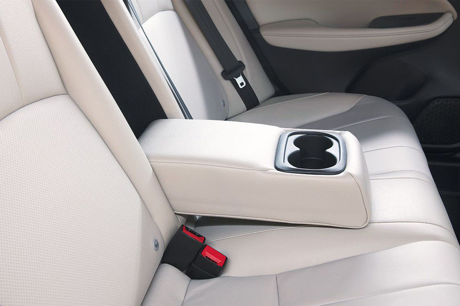 City Armrest Rear