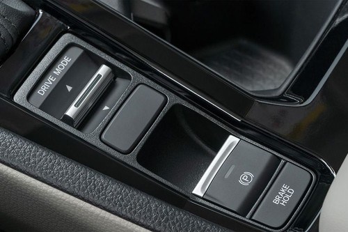 Center Controls of Honda Accord