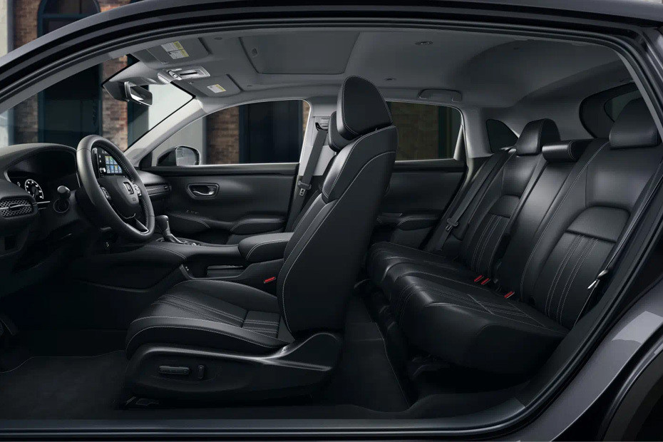 Honda ZR-V Front And Rear Seats Together