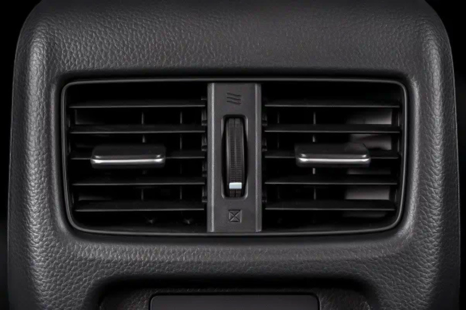 ZR-V Rear AC Controls