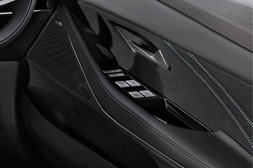 Deepal L07 Drivers Side In Side Door Controls