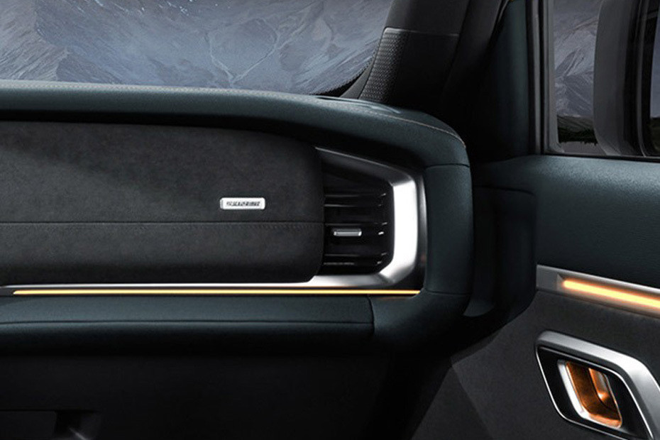 G318 Front Side Ac Vents
