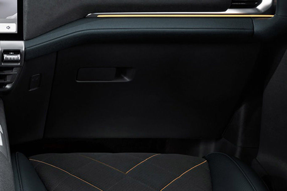 Deepal G318 Glove Box