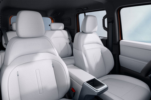 V23 Front Seats