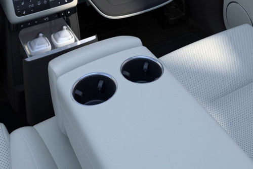 L7 Armrest Rear