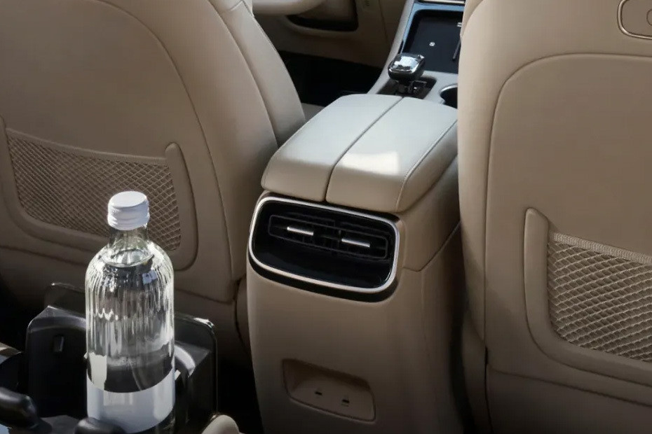 5 Rear AC Controls