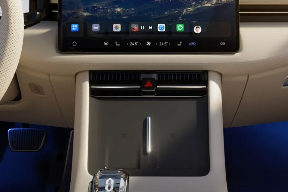 Front AC Controls of AITO 7