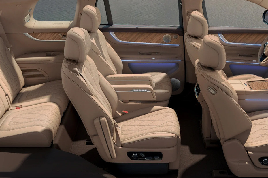 AITO 9 Rear Seats