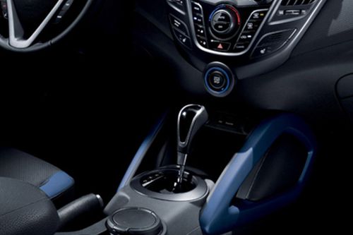 Hyundai Veloster Turbo  Gear Shifter