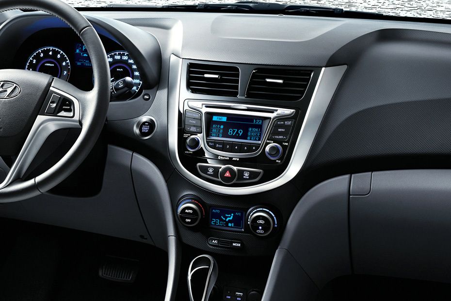 Accent 5 DR Center Console