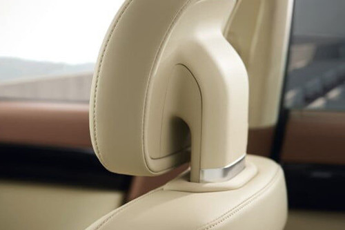 Azera Front Seat Headrest