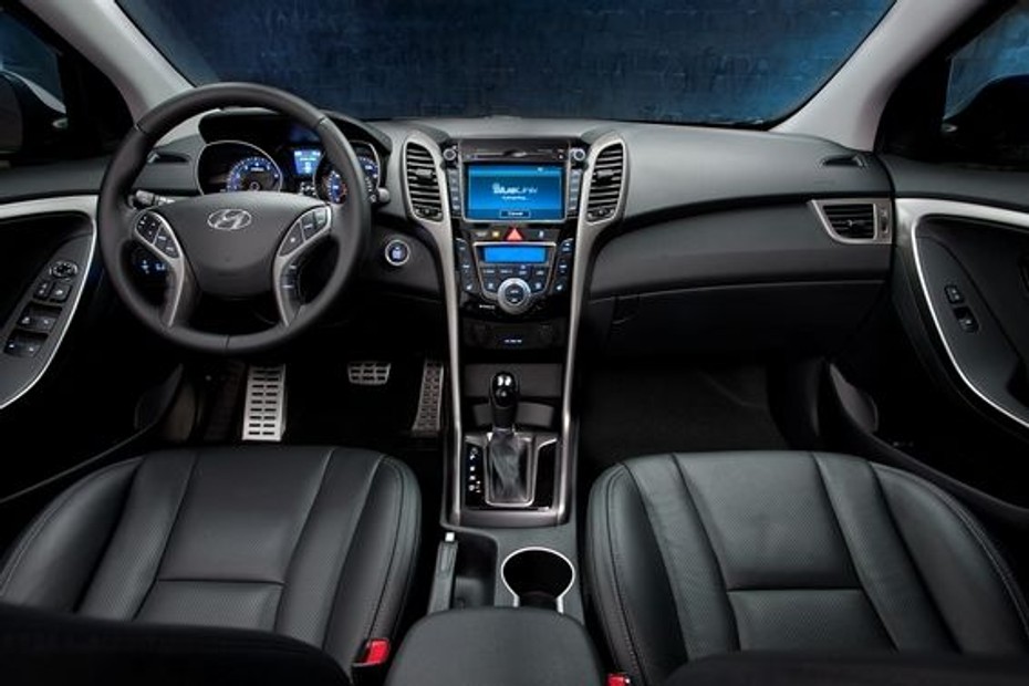 Dashboard View of Elantra Coupe