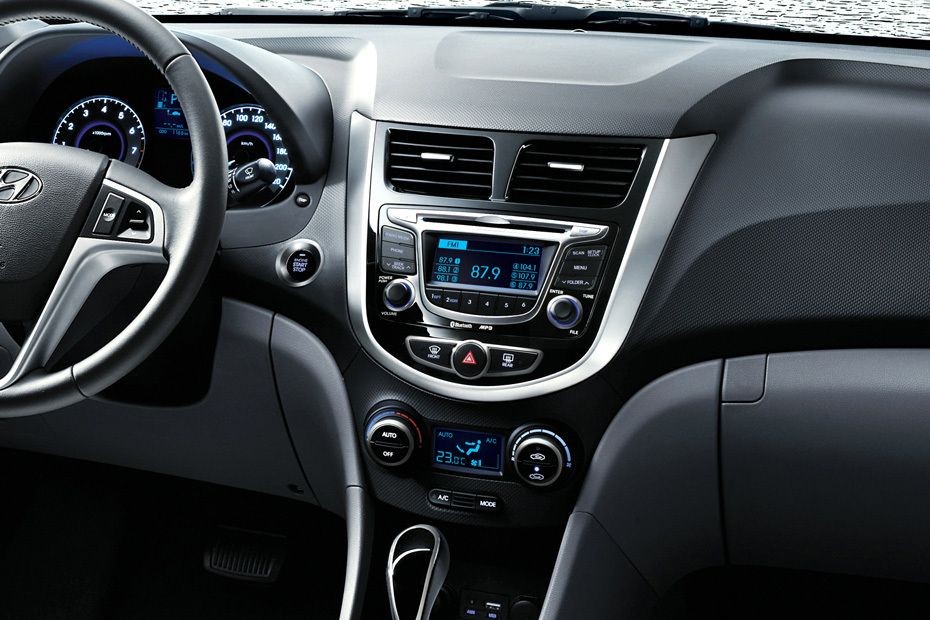 Accent (2012-2021) Center Console