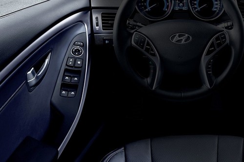 Hyundai i30 Drivers Side In Side Door Controls