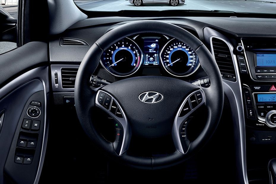 Hyundai i30 Steering Wheel
