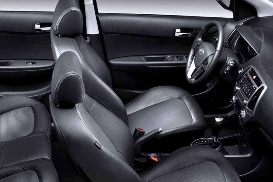 i20 5DR Front Seats