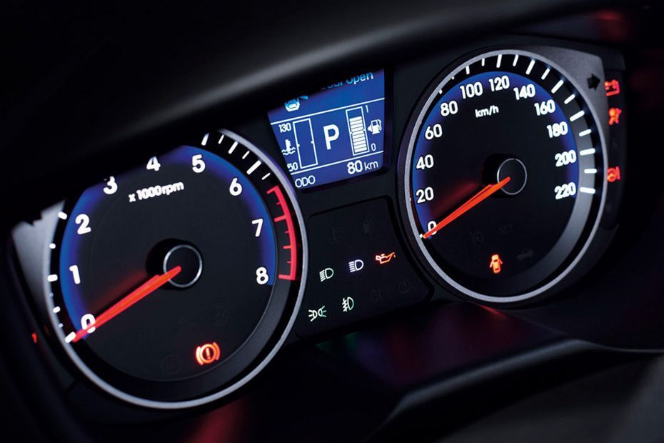 i20 5DR TachoMeter