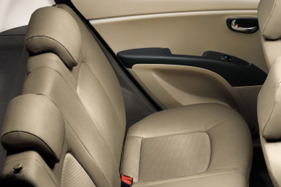 i10 Rear Seat Head rest