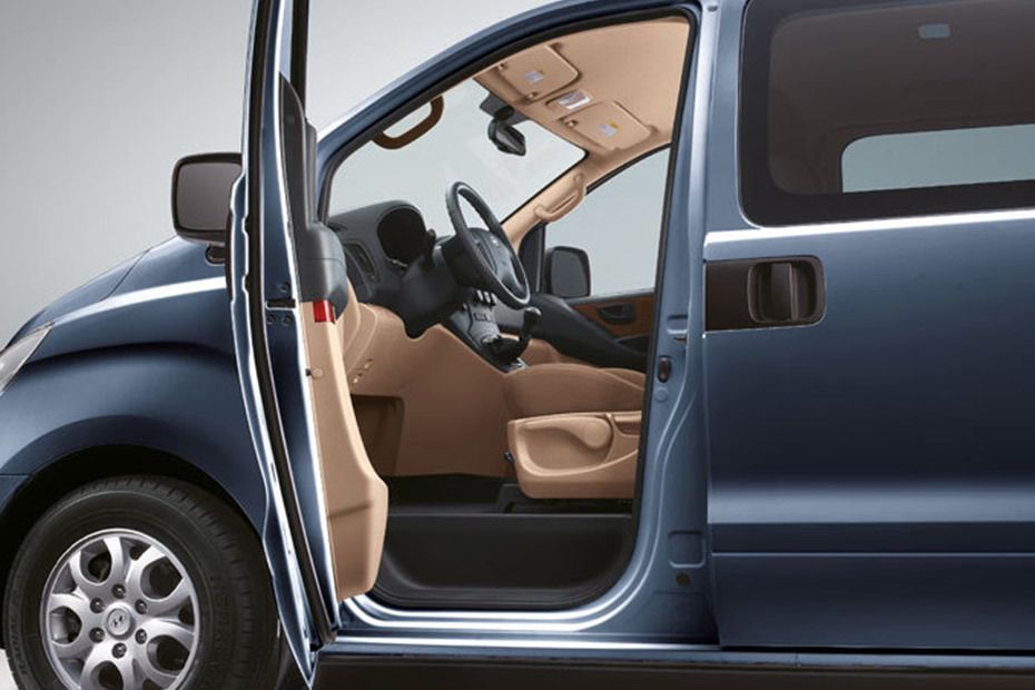 Hyundai H-1 Inside Of Drivers Side Open Door