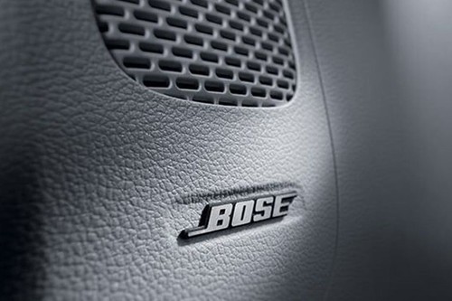 Speakers View of Hyundai Staria