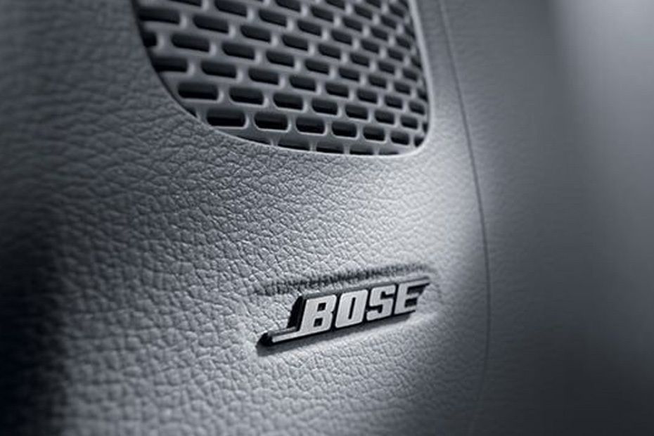 Speakers View of Hyundai Staria