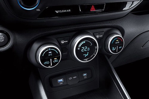 Front AC Controls of Hyundai Venue