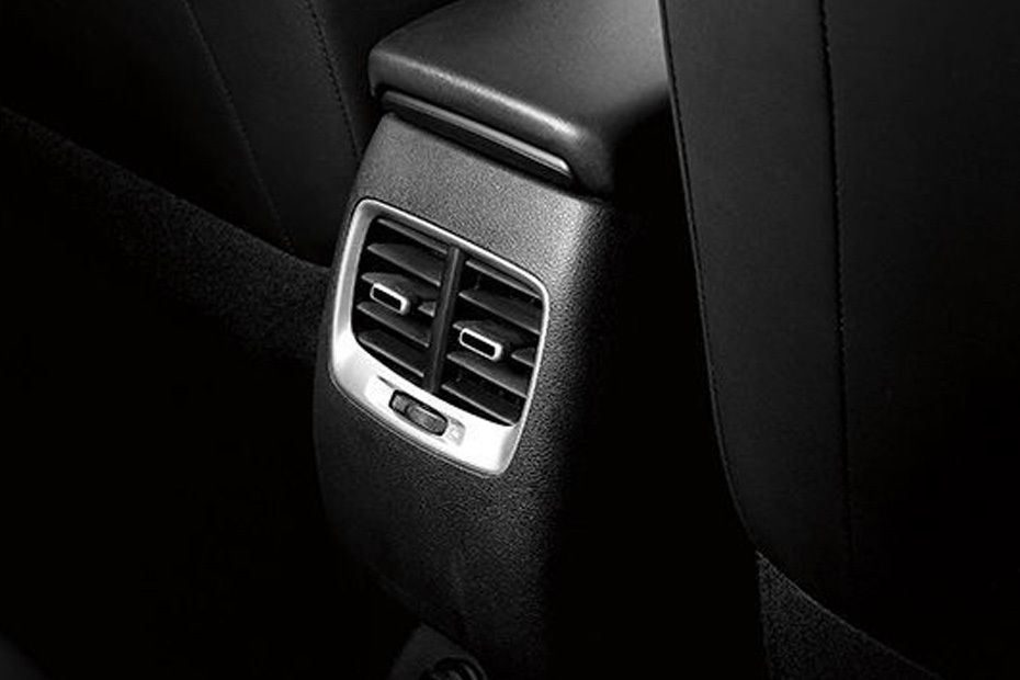 Venue Rear AC Controls