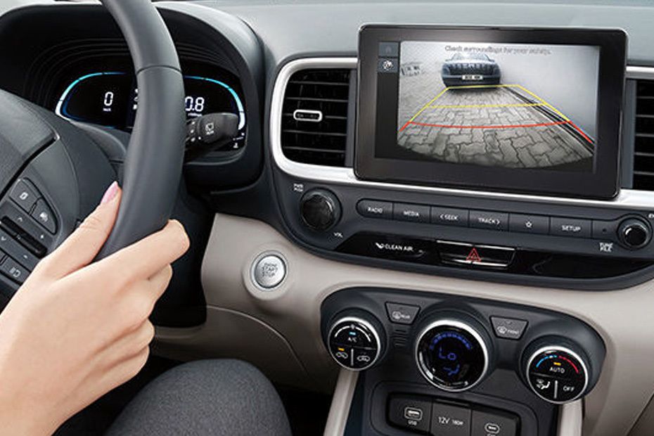 Side AC Controls of Hyundai Venue