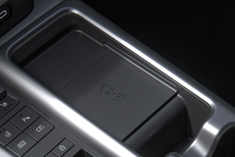 Power Accessories Outlet View of Hyundai Ioniq 6	2026