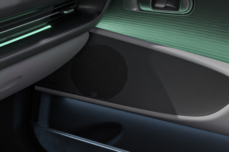 Speakers View of Hyundai Ioniq 6	2026