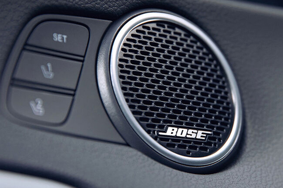 Speakers View of Hyundai Sonata