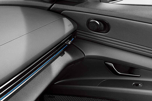 Hyundai Elantra Passengers View