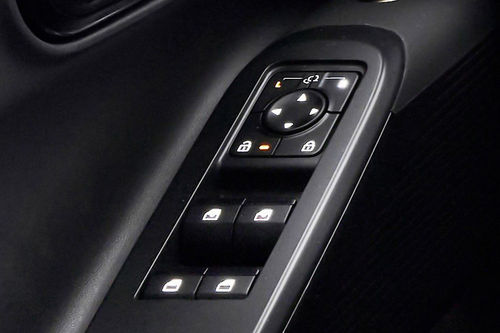 Hyundai Ioniq 3 Drivers Side In Side Door Controls
