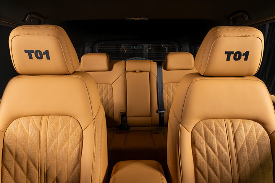 T01 Front Seats