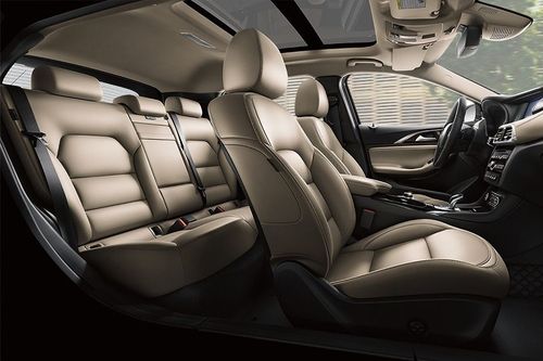 Infiniti Q30 Rd Row Seat