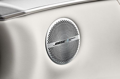 Speakers View of Infiniti QX50 (2014-2021)