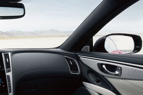 Infiniti Q60 (2022-2023) Passengers View